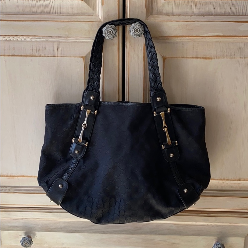 Black Gucci Pelham bag